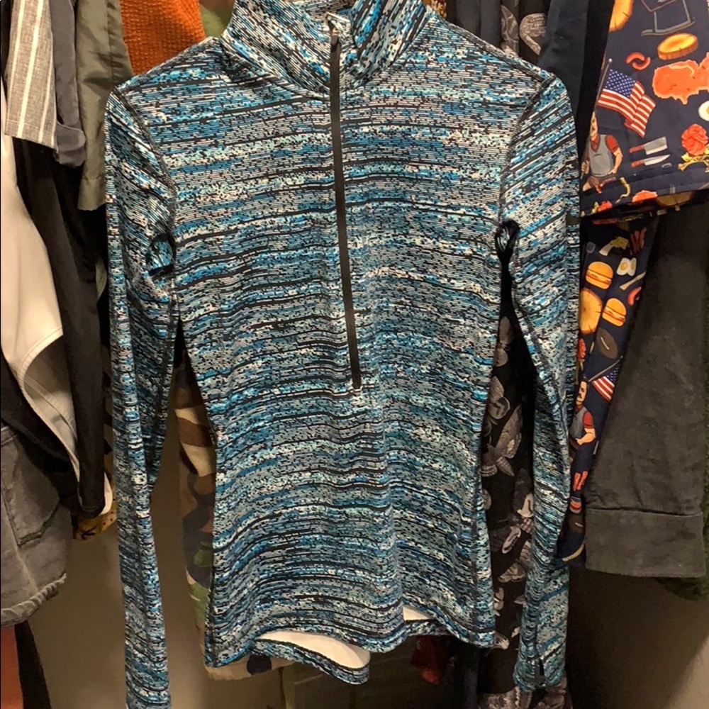 3/4 zip workout top